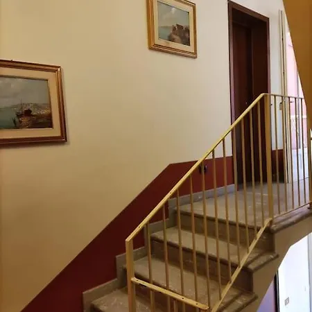 아파트 Le Rondini A 인트라